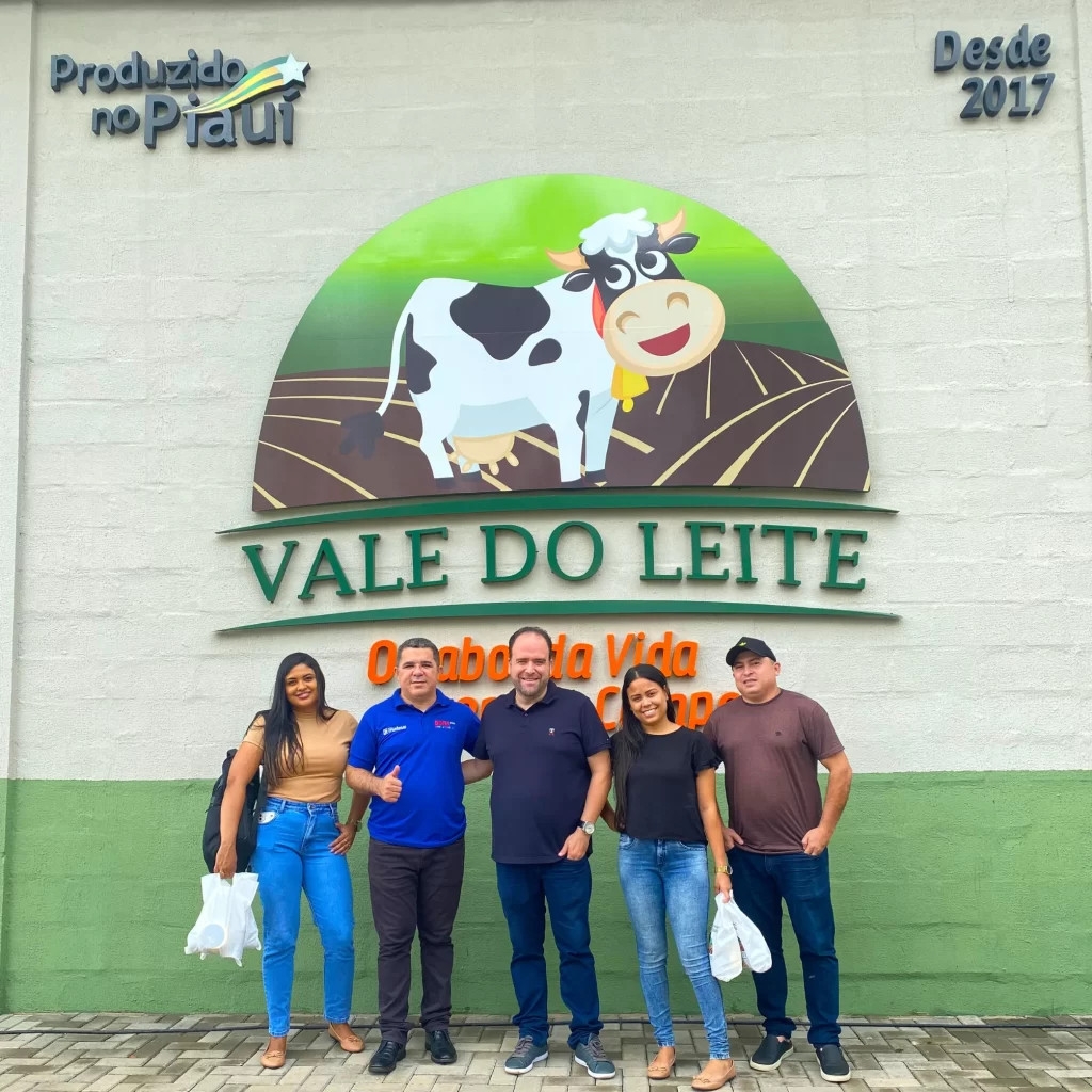 Vale do Leite e Grupo Mateus fortalecem parceria em visita às instalações do laticínio
