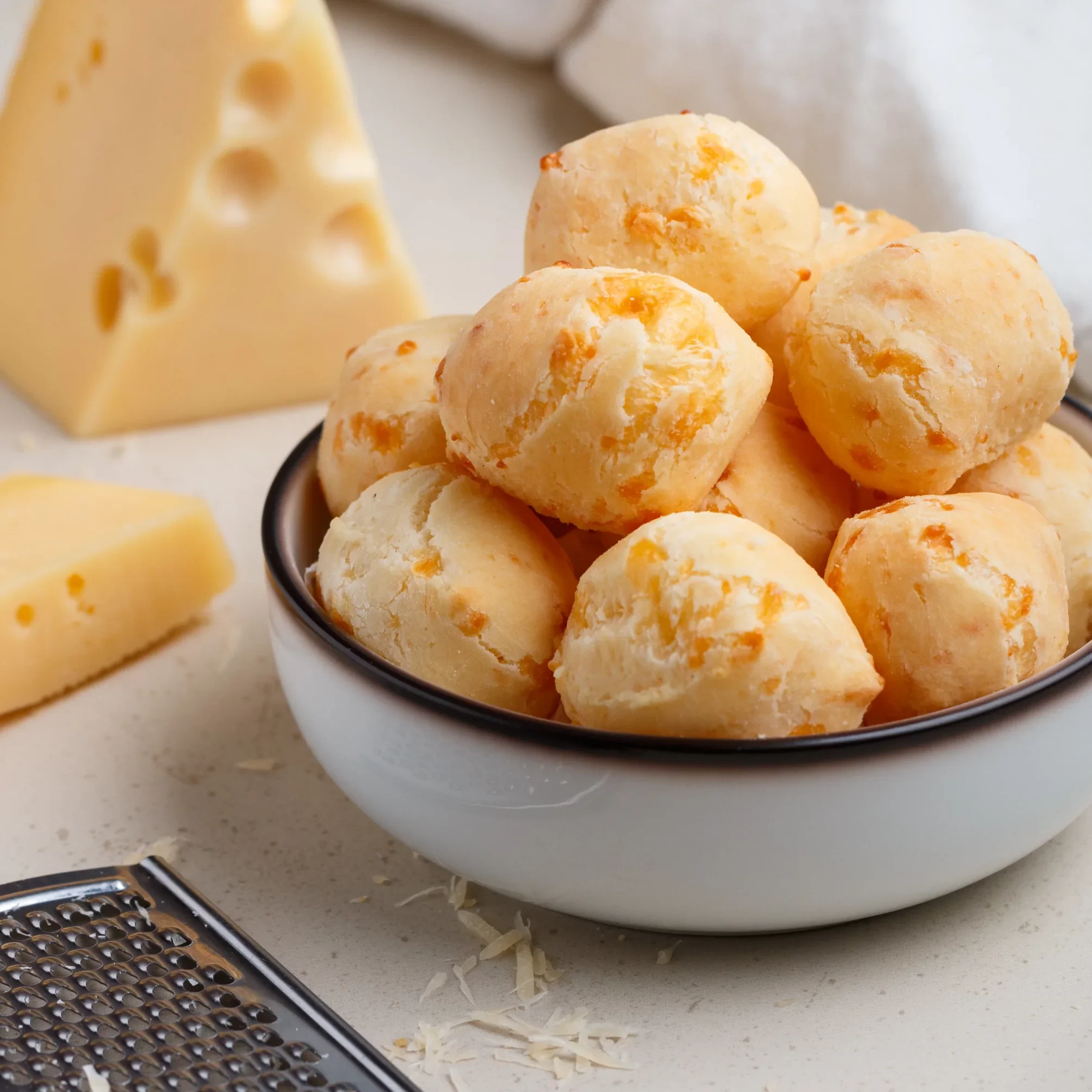delicious-cheese-bread-arrangement.web.1